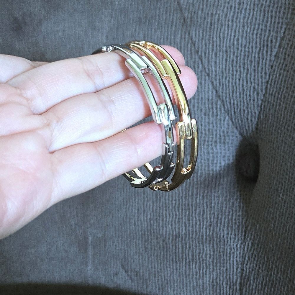 House🏠 of Harlow 1960 Set of Two✌️ Bangle Bracelets - NWT - Picture 11 of 16